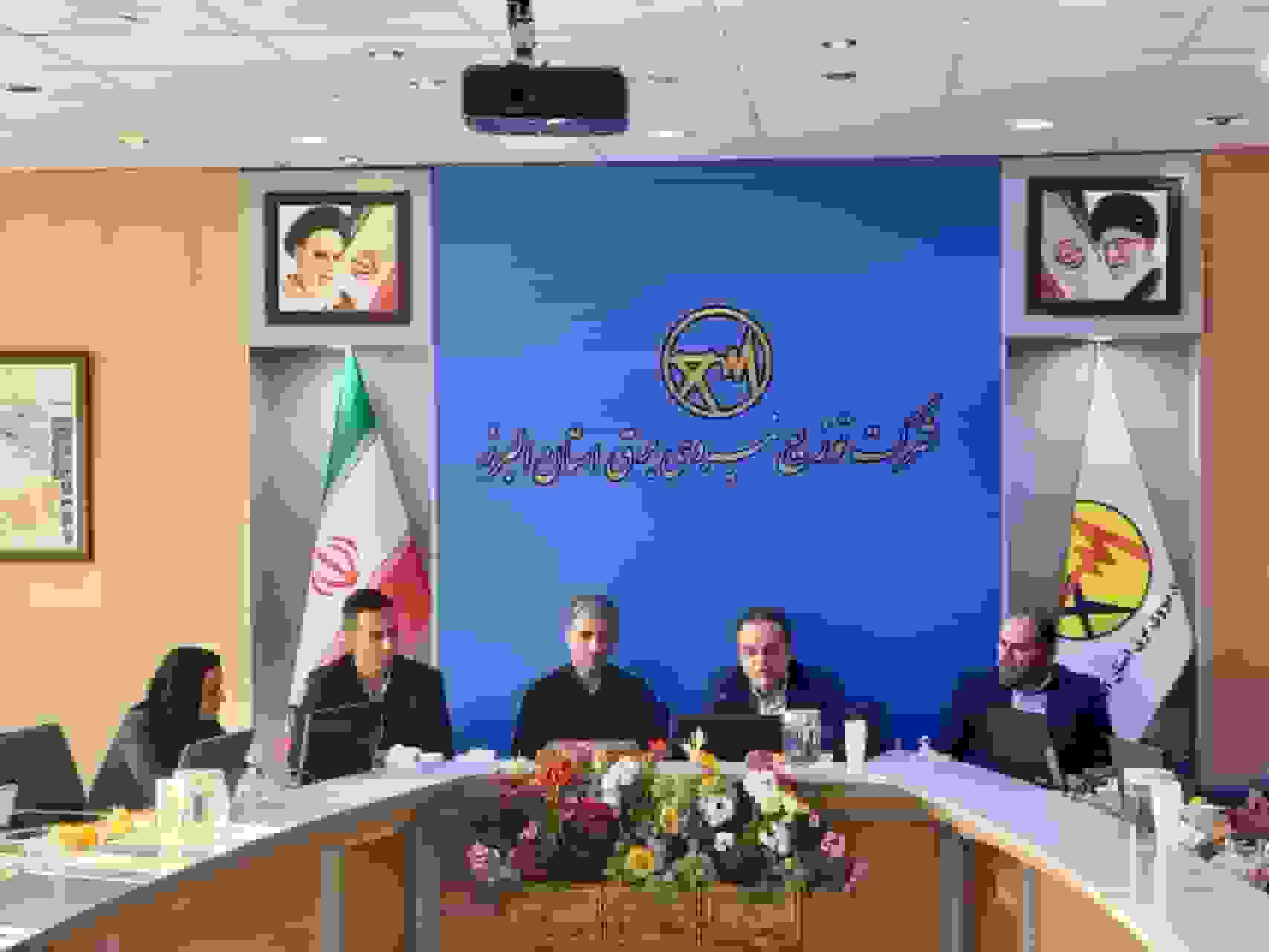 احداث نیروگاه خورشیدی ۵۰۰ مگاواتی در البرز با همکاری ایران و چین