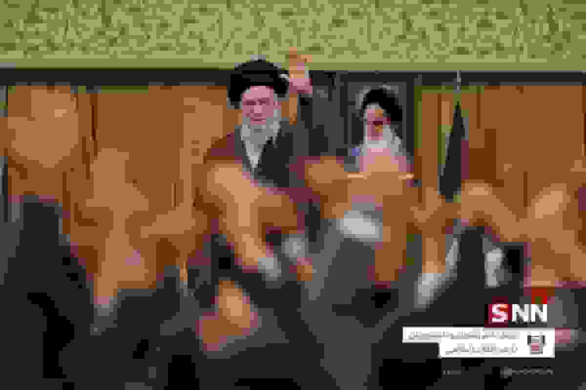 دیدار دانش‌آموزان و دانشجویان با رهبر انقلاب