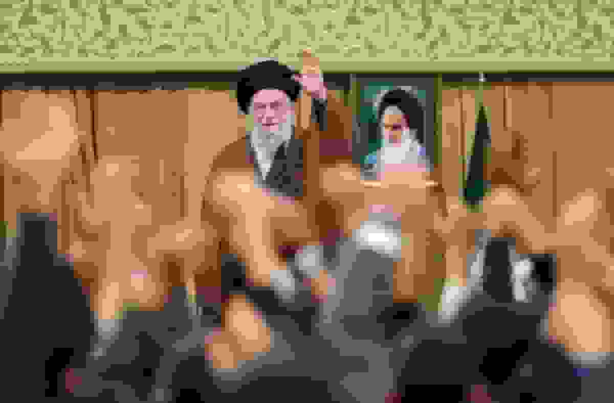 فیلم کامل بیانات رهبر انقلاب در دیدار دانش‌آموزان و دانشجویان