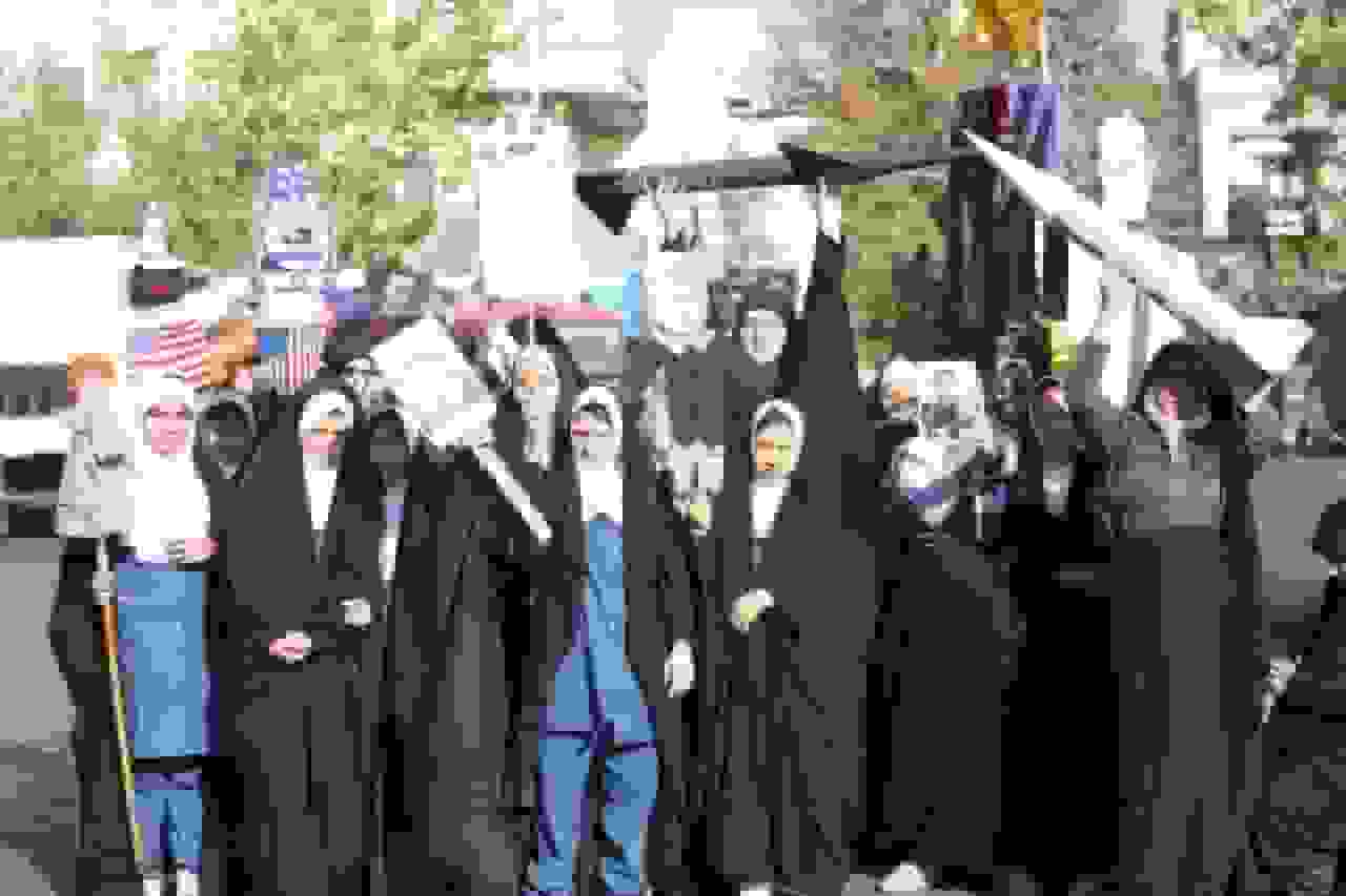 ایران امروز؛ فریاد واحد مردم در سراسر کشور علیه استکبار در راهپیمایی ۱۳ آبان