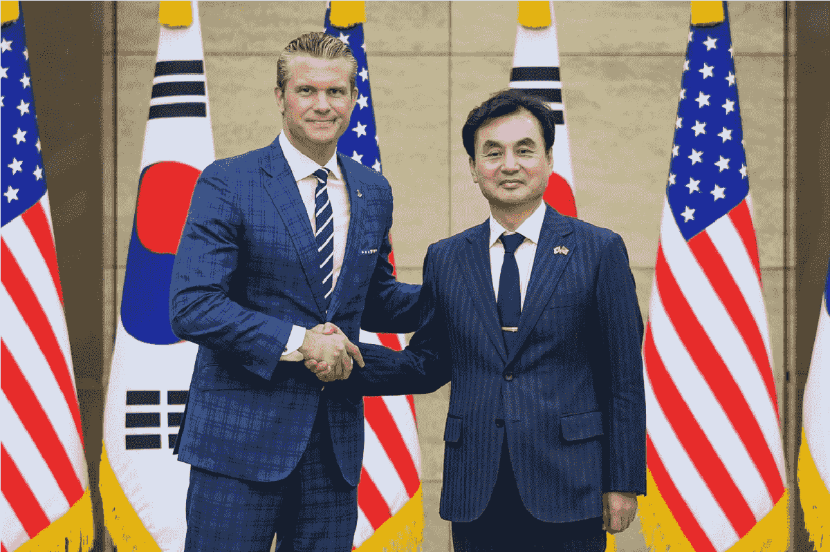 شلیک توپخانه‌ای کره شمالی پیش از دیدار وزیر دفاع آمریکا