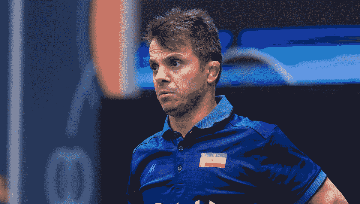 سرمربی تیم ملی کشتی فرنگی ایران: وزارت ورزش برای رفع مشکلات فدراسیون‌ها تلاش می‌کند