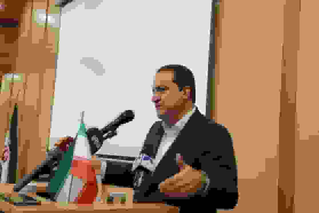 استفاده از ظرفیت معتمدان و روحانیت، راه تحقق آرامش اجتماعی است