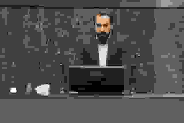 نماینده مجلس: تریبون مجلس حق‌الناس است و مشکلات اصلی کشور باید از آن شنیده شود