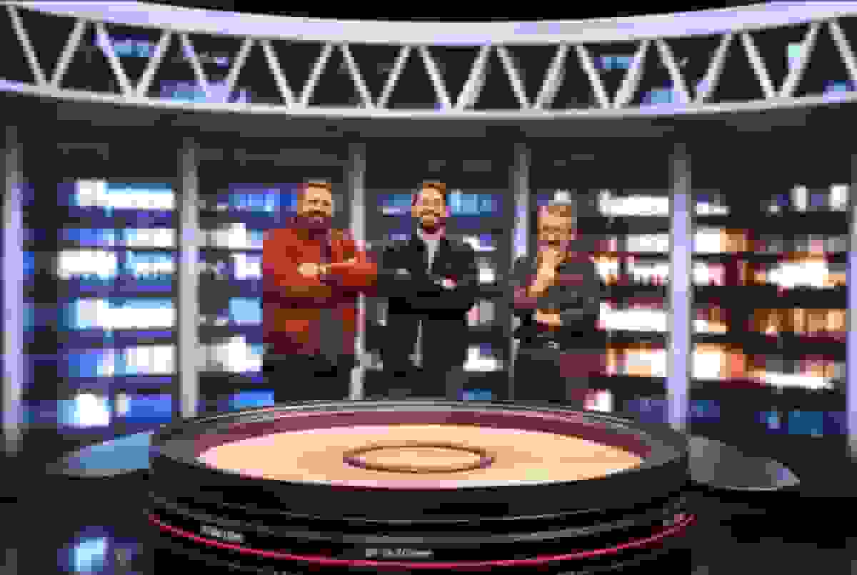 مناظره شرق‌گرایی یا غرب‌گرایی با دیدگاه‌های علیانی و ساسان درباره روایت تاریخی و هنری