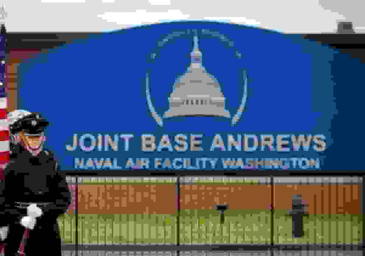 بیماری افراد در پایگاه نظامی آمریکا پس از باز کردن بسته مشکوک