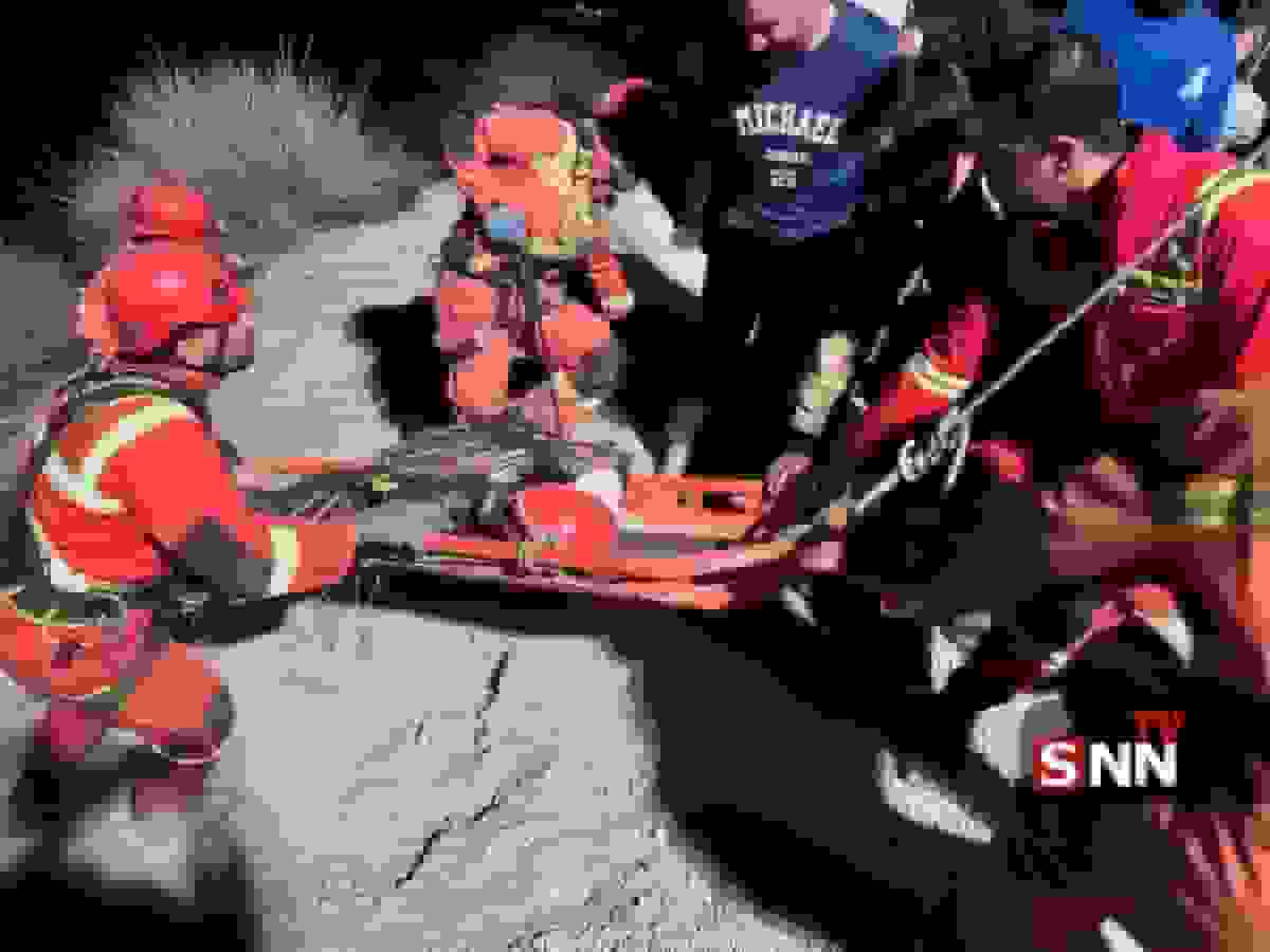 نجات جوان ۱۸ ساله از سقوط در دره جاده وردیج