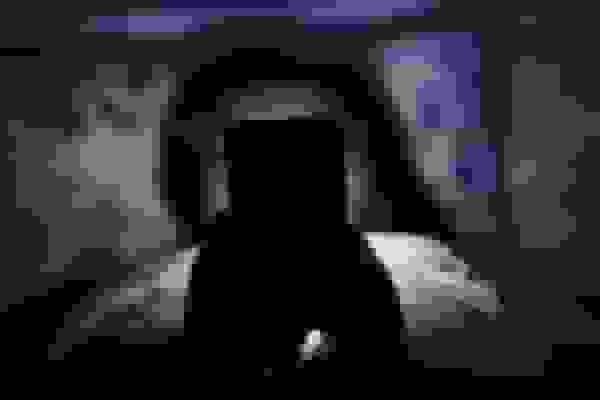 نور آبی تلفن همراه عامل ناباروری در زنان