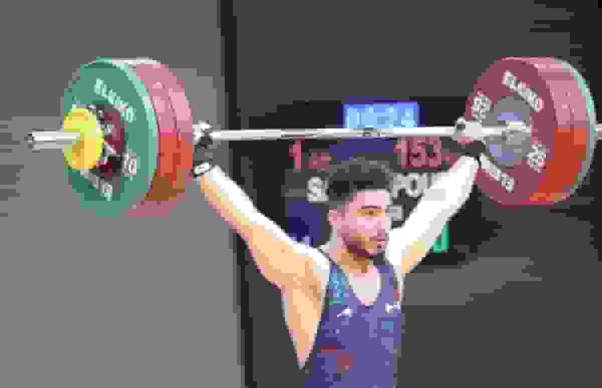 فیلم وزنه برداری ایلیا صالحی پور و کسب مدال طلا