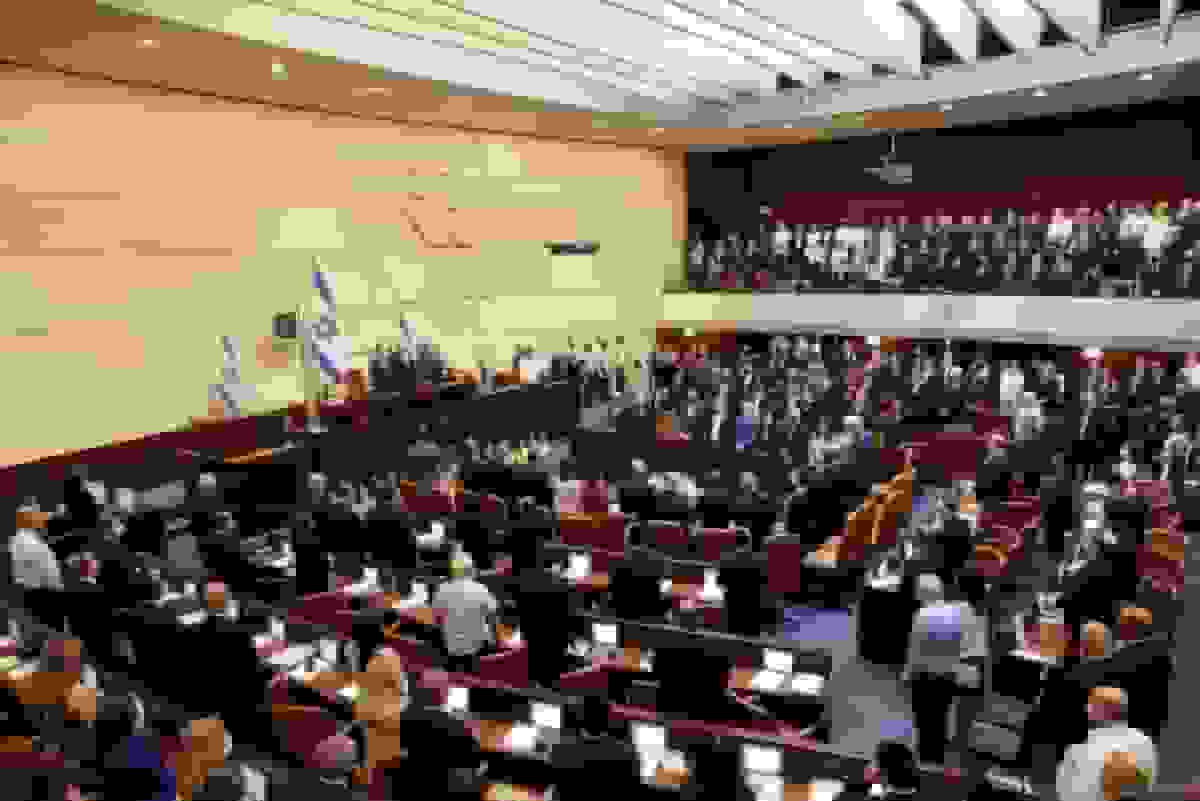 تصویب قانون جدید در کنست برای بستن رسانه‌های خارجی بدون حکم قضایی