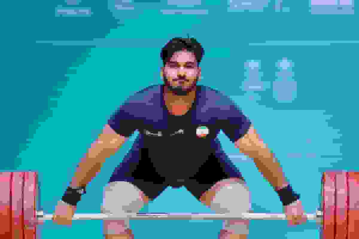 نصیری در کسب مدال یک‌ضرب وزنه‌برداری بازماند