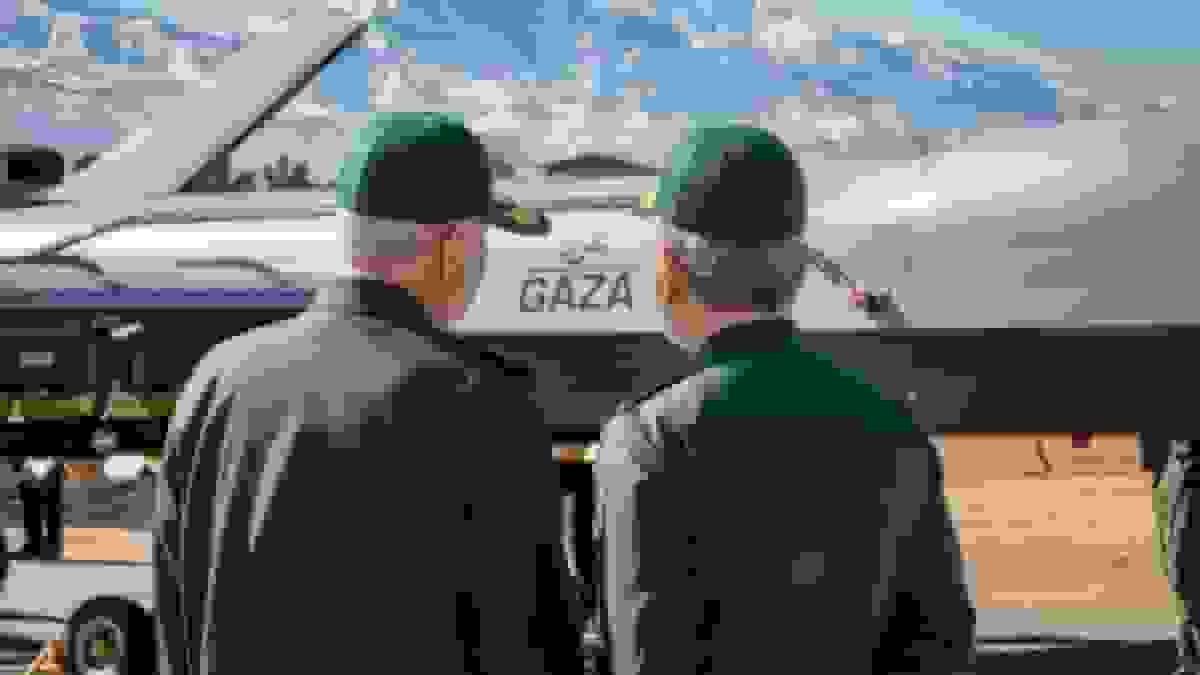 شهید حاجی‌زاده فرمانده هوافضای سپاه را «سید خوشگل سپاه» می‌نامد