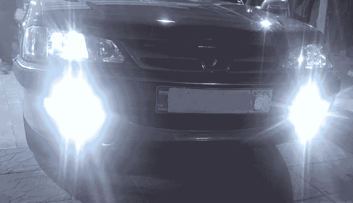 اعمال قانون ۵۷۰۰ خودرو به دلیل استفاده از چراغ زنون در معابر منتهی به پایتخت