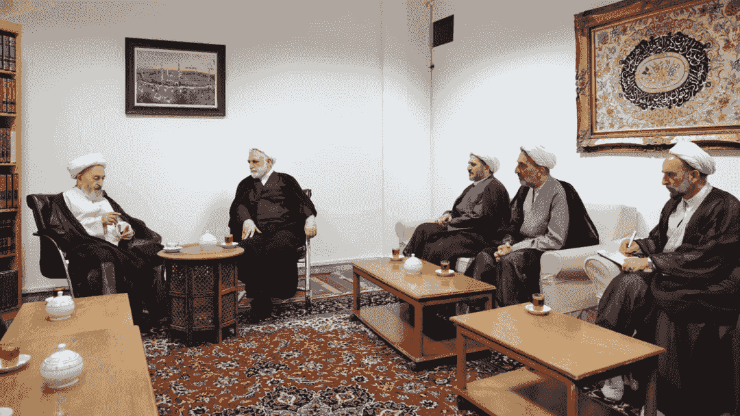 دیدار رئیس قوه قضائیه با آیت‌الله سبحانی در قم با محوریت مقابله با ناهنجاری‌های اجتماعی