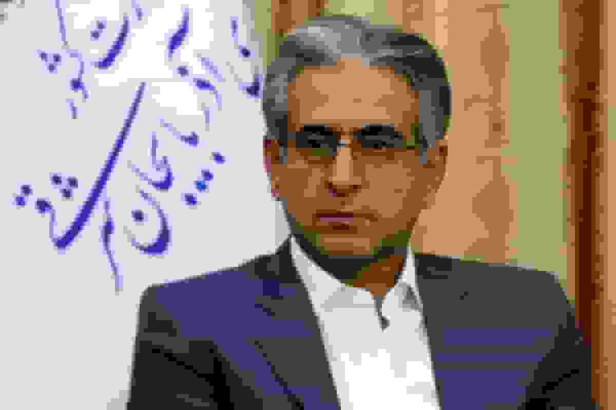 پاسخ معاون سیاسی استاندار آذربایجان شرقی به شائبه سفر ورزا به استان/ دیدار بهرام سرمست با دانشجویان