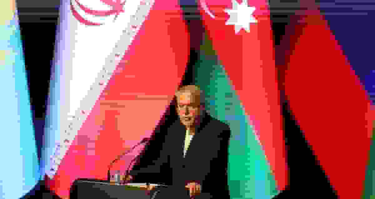 سخنان صالحی‌امیری در اجلاس استانداران خزر: ایران مقصدی جذاب برای گردشگران