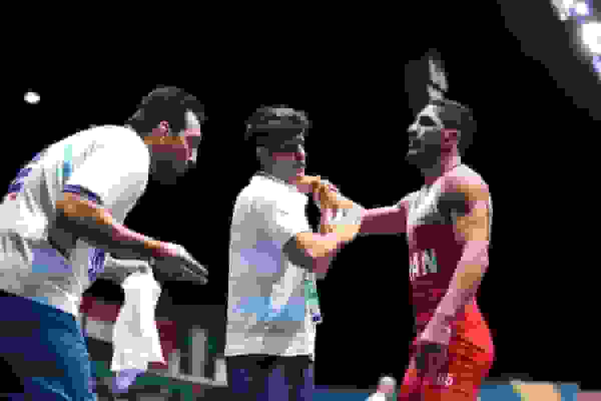 فیلم کامل کشتی رحمان عموزاد در بازی‌های کشورهای اسلامی