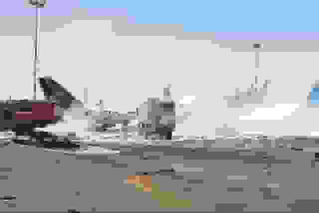 صنعا: تعطیلی فرودگاه و کمبود دارو