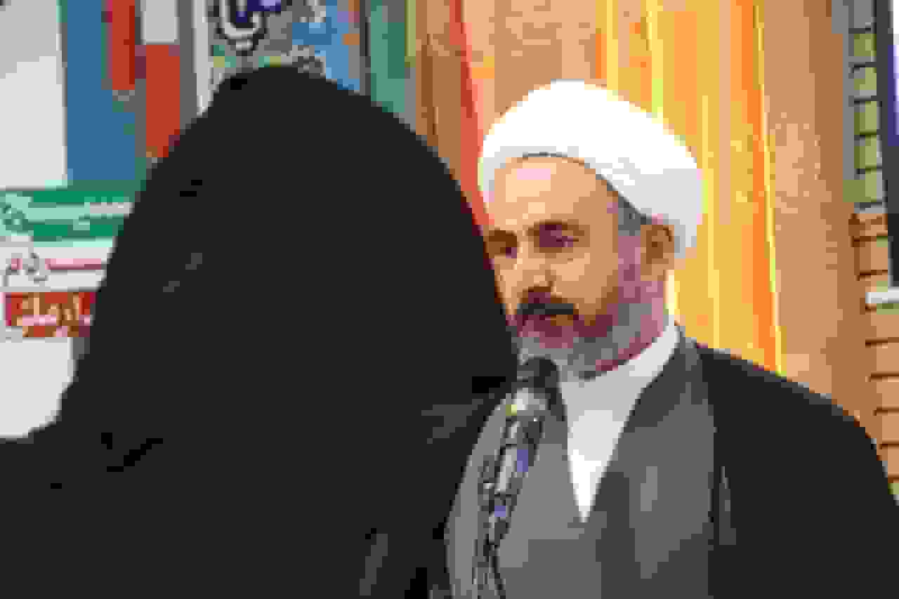 تفکر بسیجی چشم طمع دشمنان را دور می‌کند