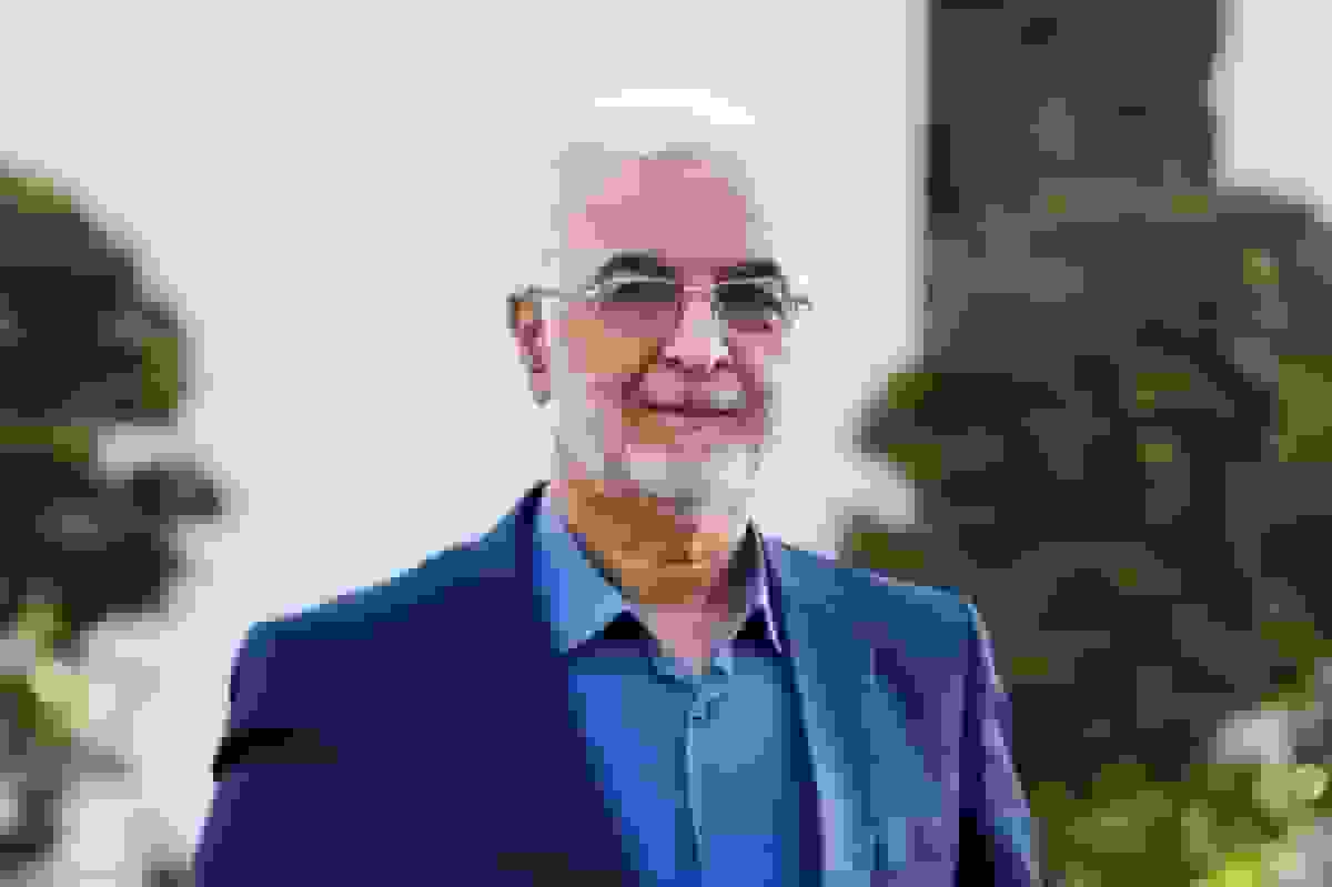 مومنی: طرح انسداد مرزها صرفاً فیزیکی نیست