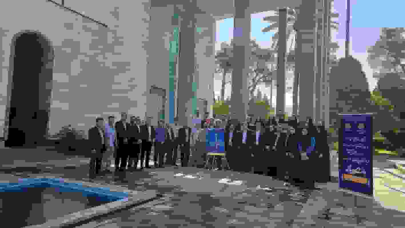 رونمایی از پوستر جشنواره‌های رسانه و نشریات دانشگاه پیام‌نور در آرامگاه سعدی شیراز