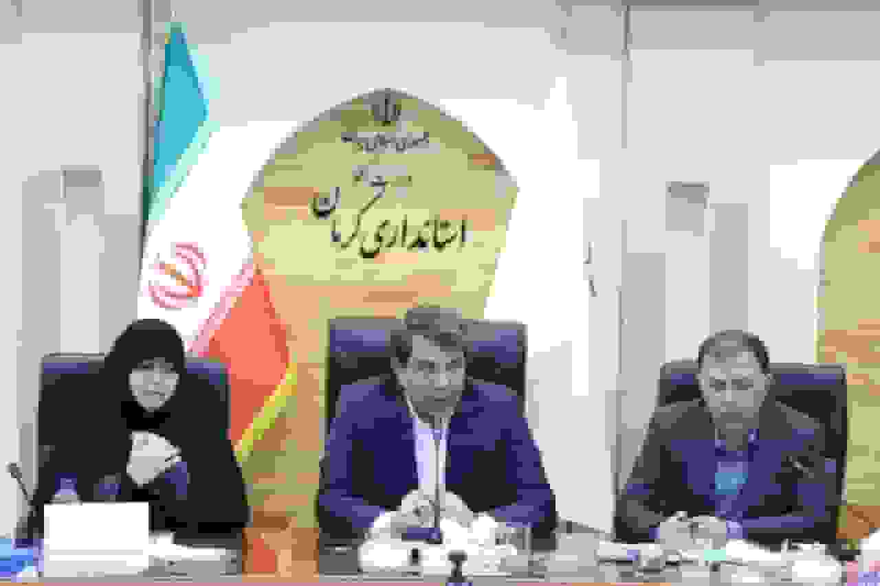 استاندار کرمان: رضایت مردم از دستگاه‌های اداری مطلوب نیست
