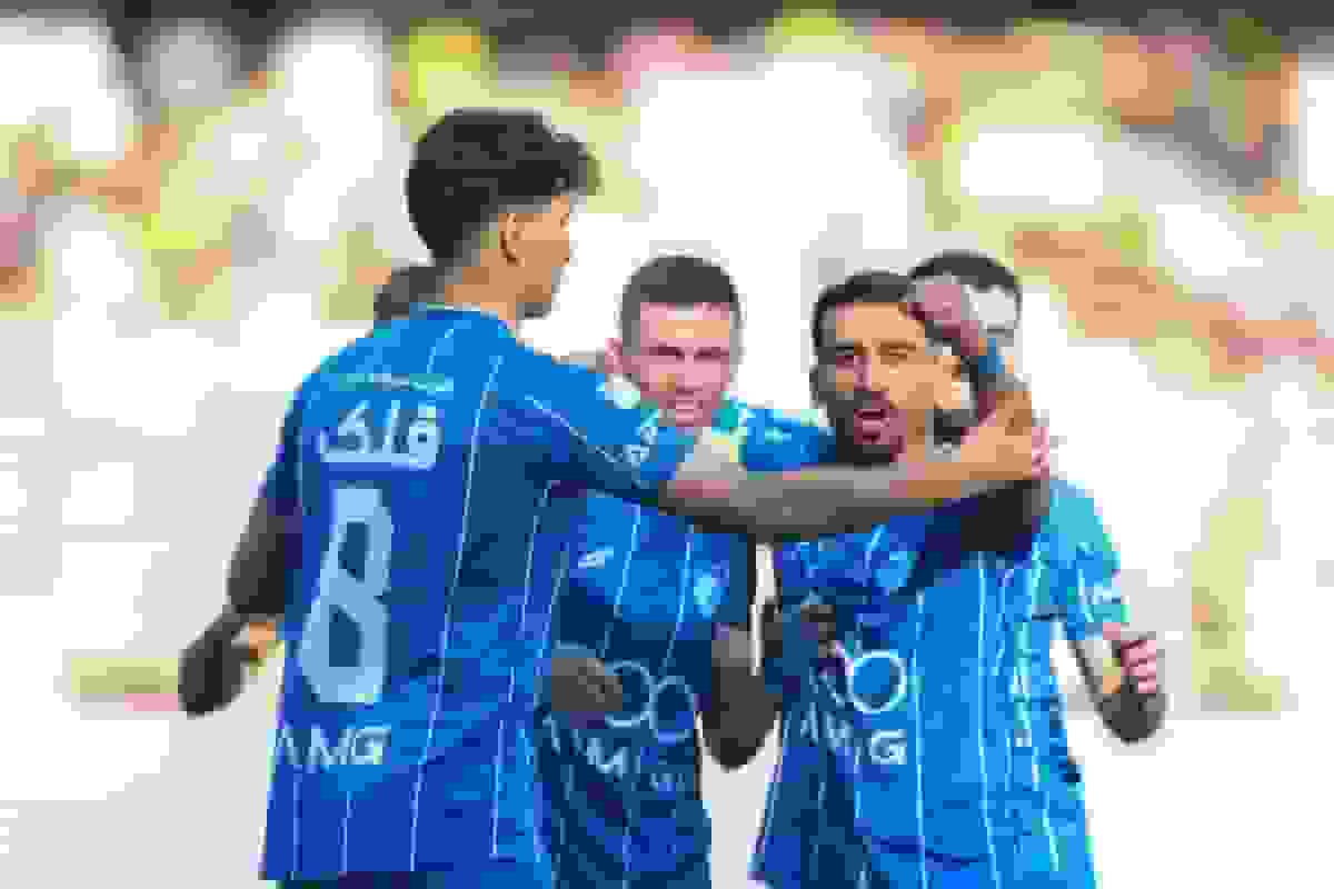 جدول لیگ برتر پس از پایان هفته هشتم و صدرنشینی استقلال