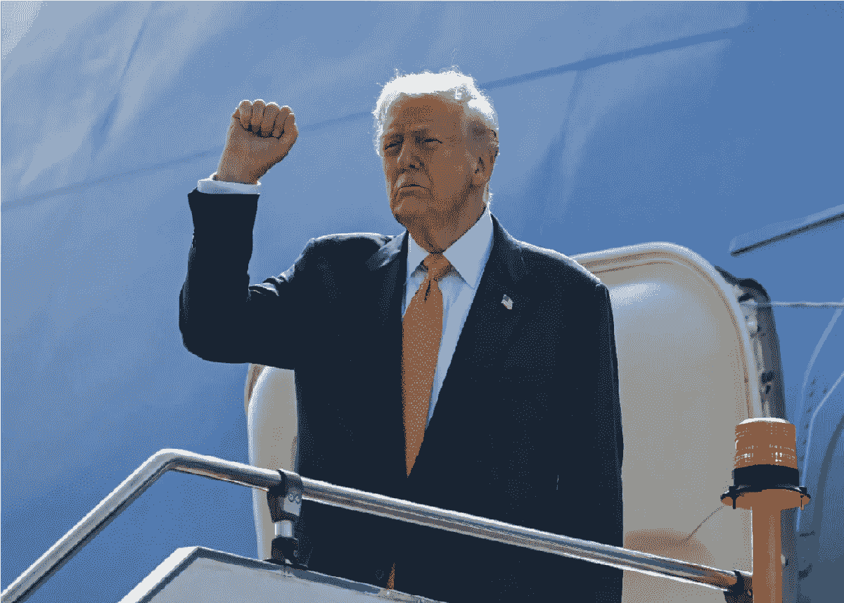 دونالد ترامپ راهی توکیو شد برای دیدار با مقامات ژاپنی