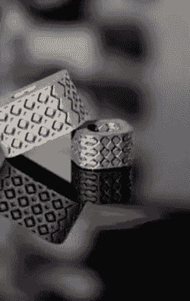 از پلها تا ستون فقرات انسان: نوآوری یک مهندس ایرانی در جراحی