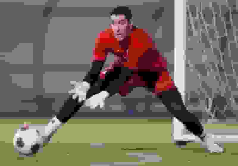 دوری محمدرضا اخباری از میادین برای ۳ تا ۴ هفته