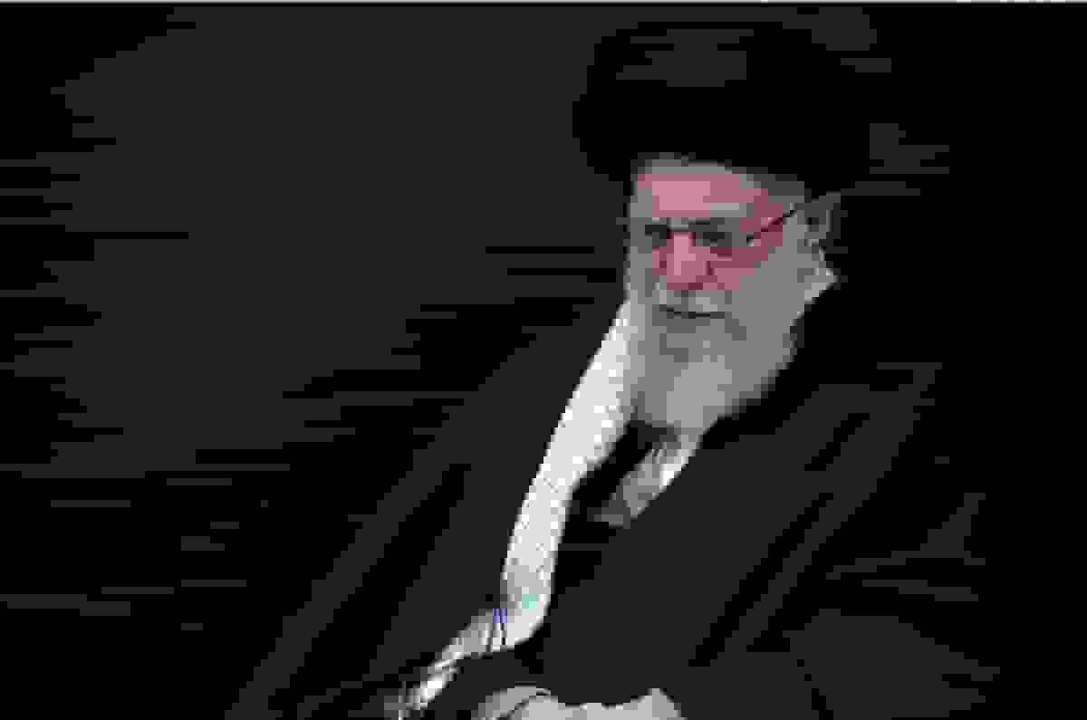 تسلیت رهبر انقلاب به معاون رئیس‌جمهور در پی درگذشت همسر