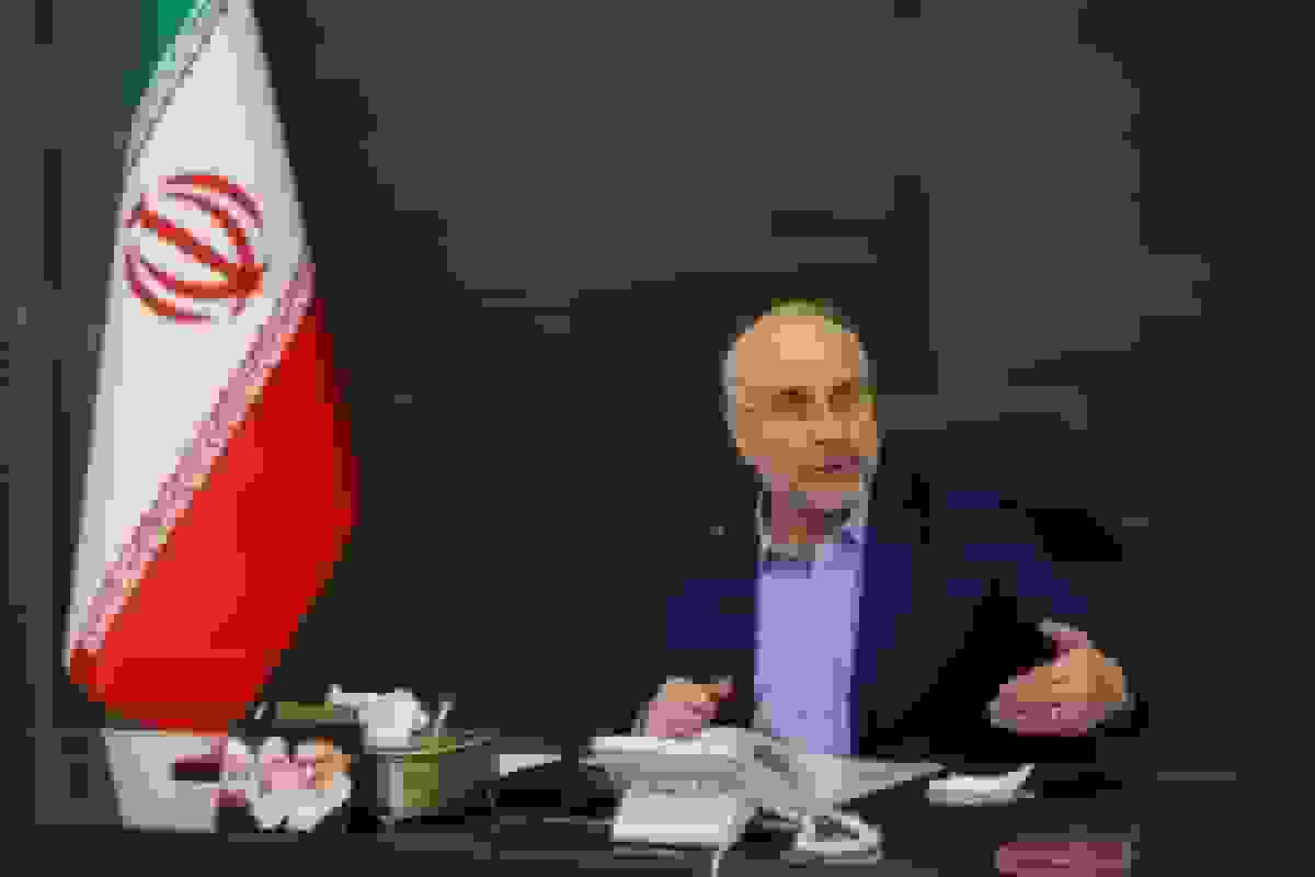 قالیباف: قانون بانک مرکزی معضل بانک آینده را حل کرد