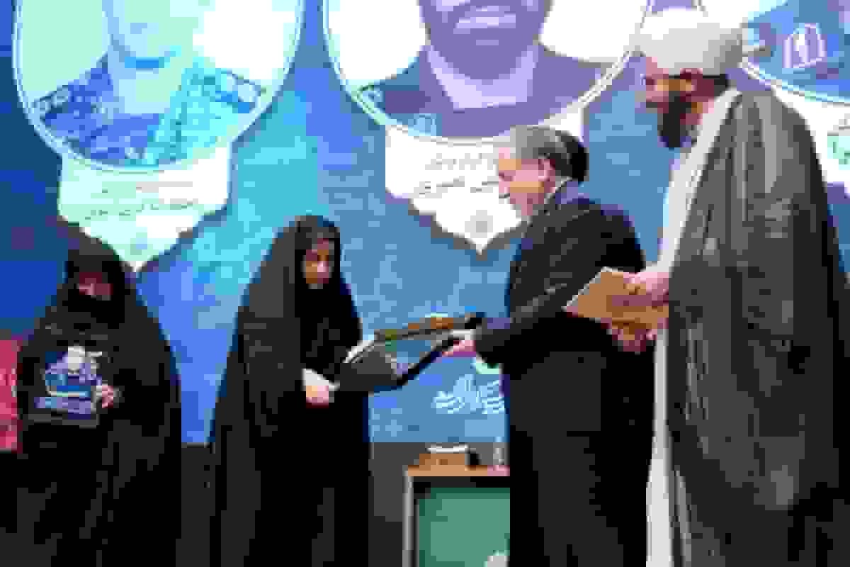 حضور وزیر امور خارجه در گردهمایی ائمه جمعه سراسر کشور