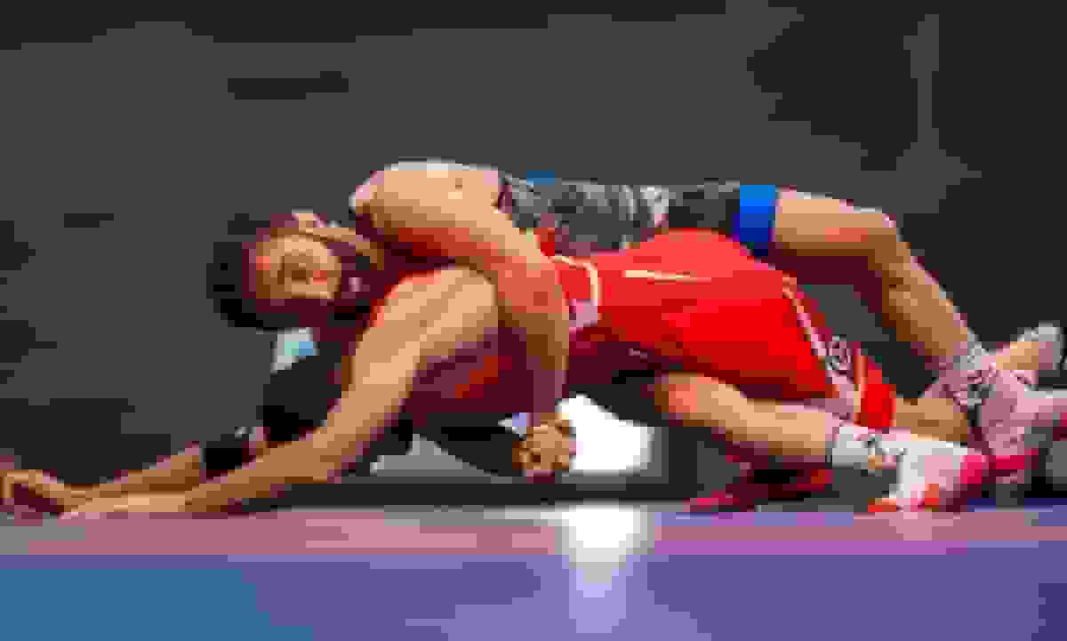 رعد پدافند ارتش مقام سومی لیگ برتر کشتی فرنگی را کسب کرد