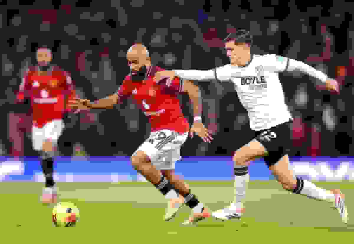 توقف منچستریونایتد در خانه