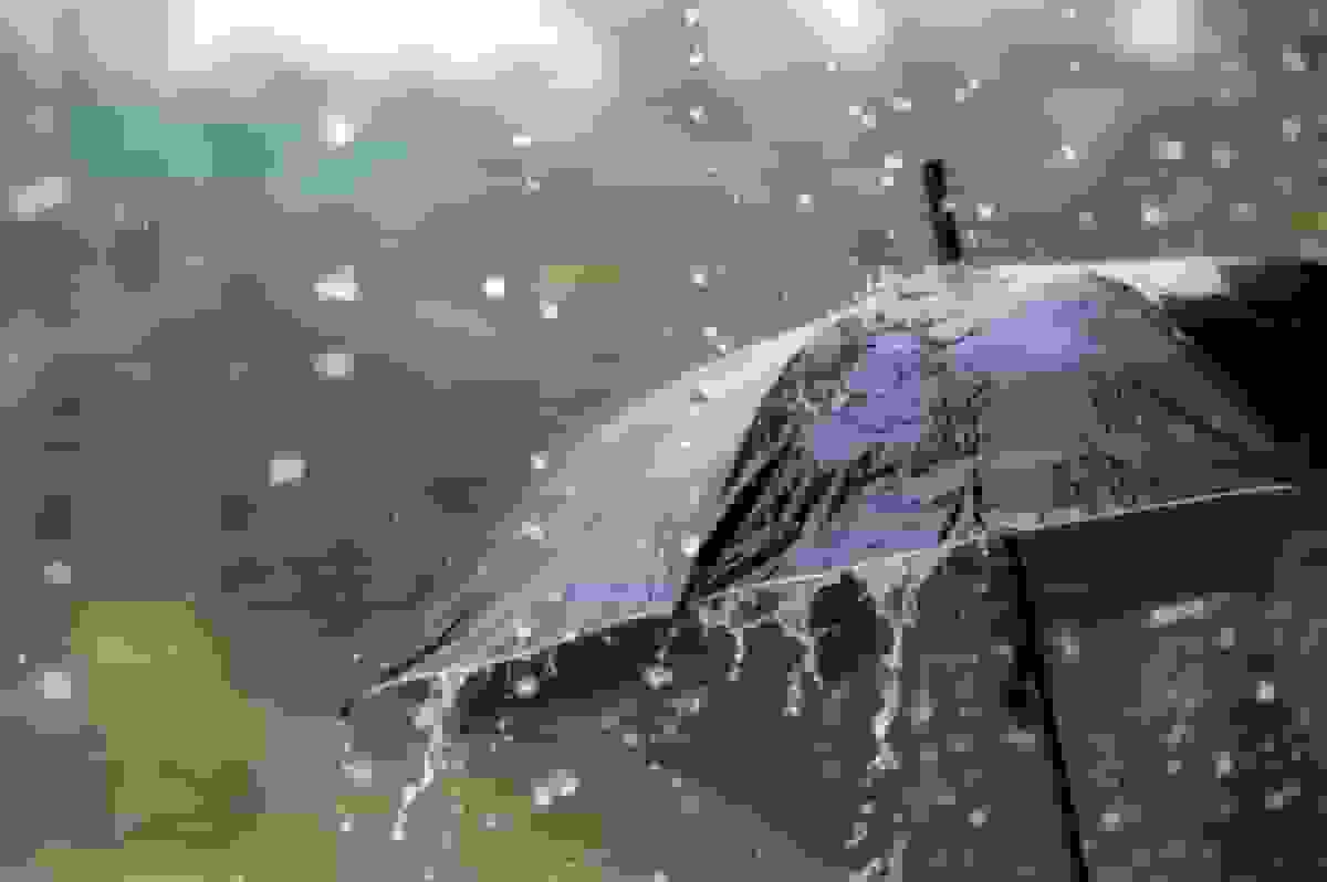 وضعیت هوای قم در هفته آینده غبارآلود با افزایش دما و بارش پراکنده