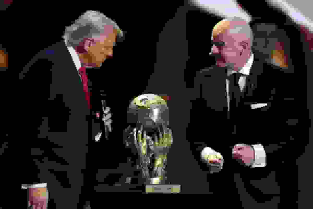 ترامپ جایزه دریافت کرد + فیلم