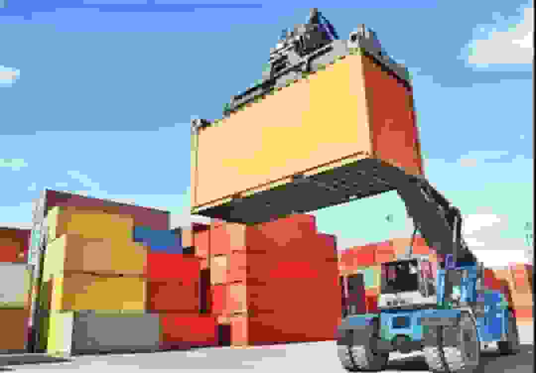 صادرات ۹۰ میلیون دلاری کالا از نیشابور در سال گذشته