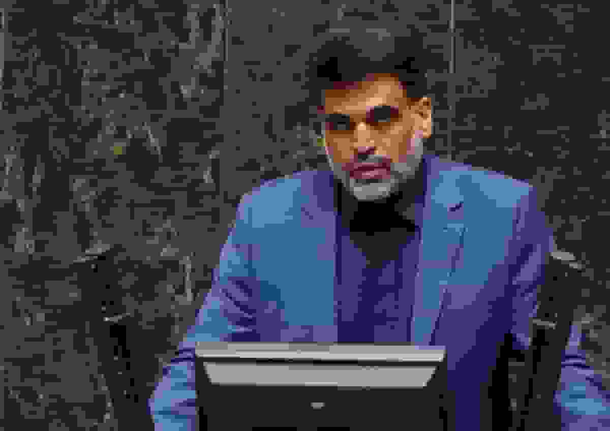 توسلی: سؤال از قالیباف درباره جلسه سران قوا و بودجه نیروهای مسلح