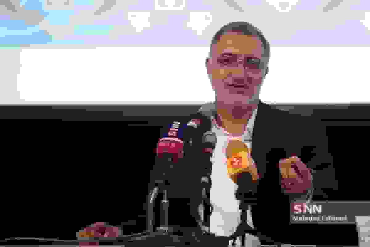 زاکانی: افتخار به نساختن مسکن جای گریه دارد