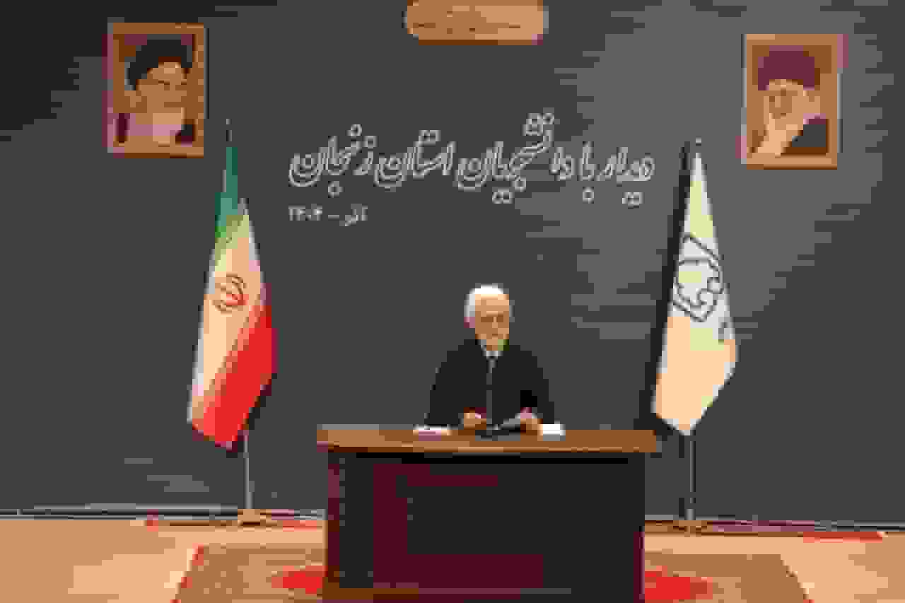 رئیس قوه قضاییه: از دیر آمدن به فضای دانشگاه متأسفم / نقد با ادبیات نامناسب اثر را کاهش می‌دهد