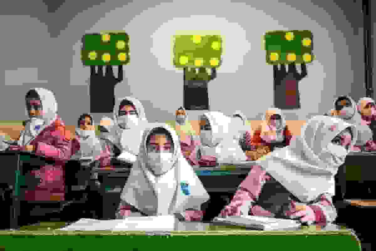 فعالیت حضوری مدارس و دانشگاه‌های تهران در ۱۷ آذر با تداوم طرح زوج و فرد