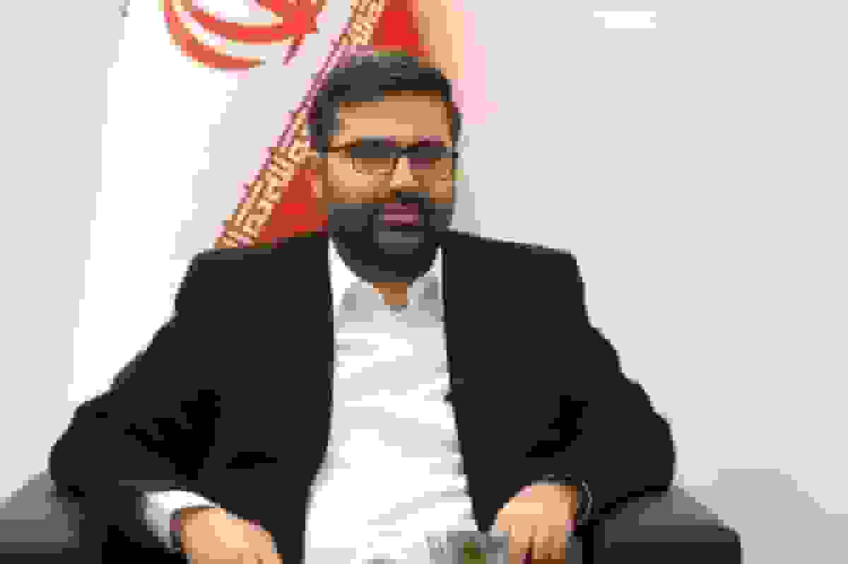 سقاب اصفهانی: هر دولتی گزارش عملکرد می‌دهد اما وضعیت بهتر نشده است