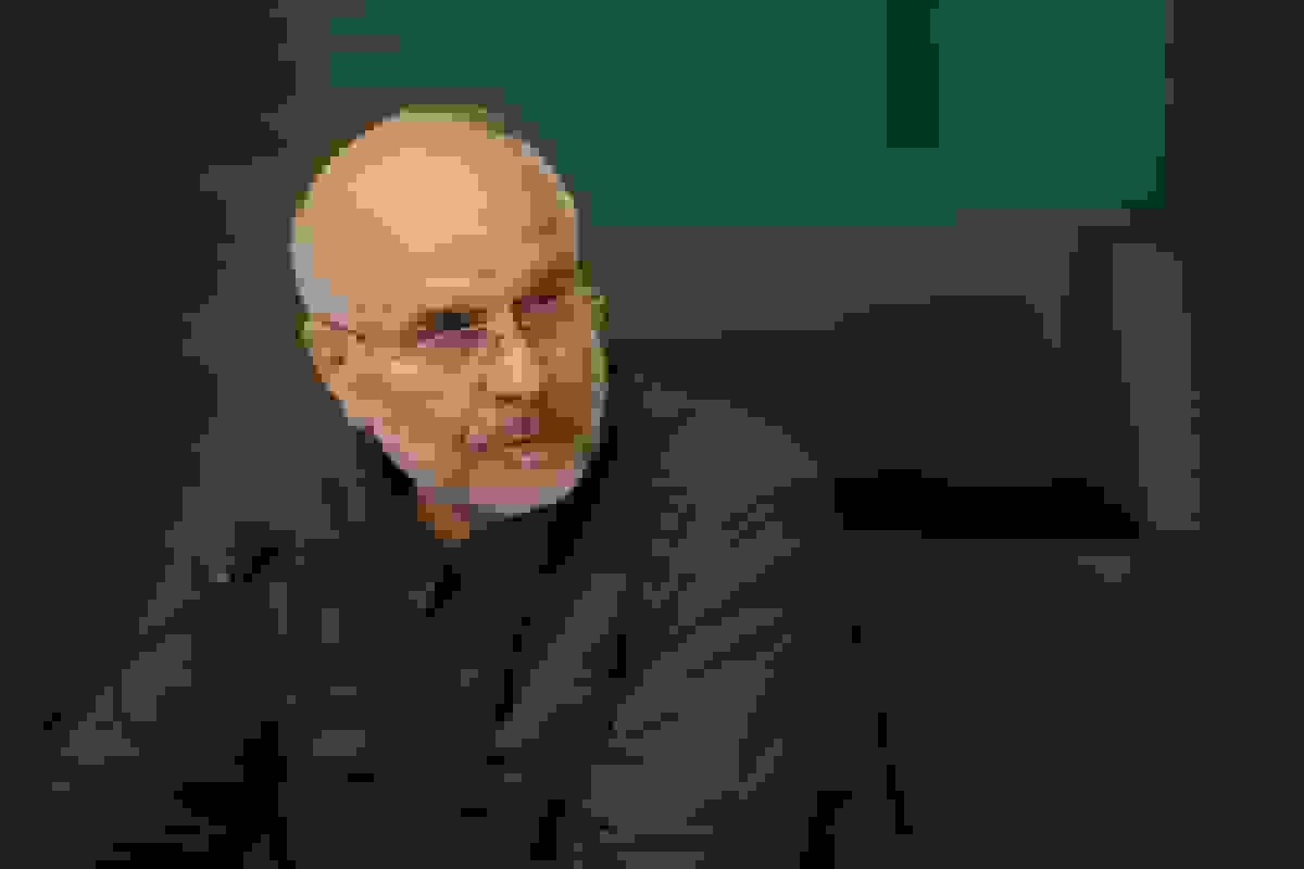 حضور محمد باقر قالیباف در مراسم ختم خانواده سقاب اصفهانی