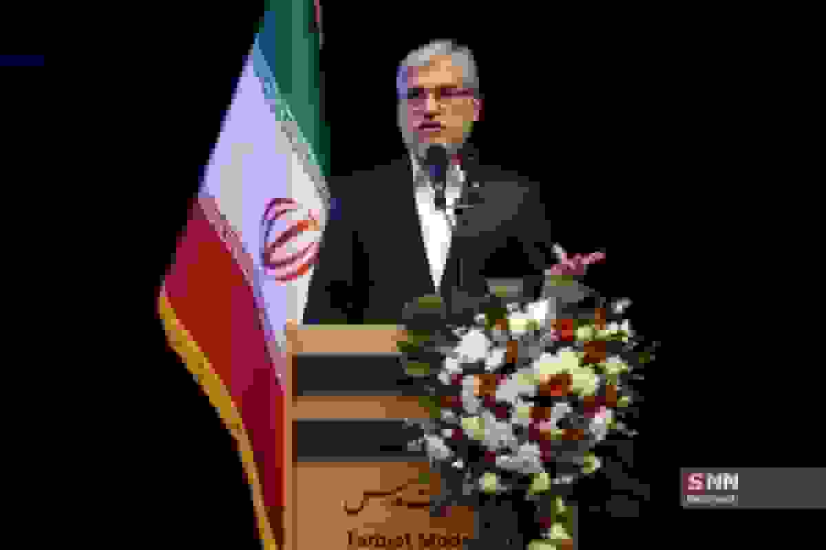 سیمایی: آمار مهاجرت هفته‌ای یک استاد از شریف درست نیست