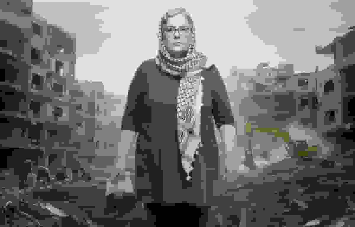 رونمایی از پوستر مستند «خاک‌های زخمی» درباره آسیب‌های سمی جنگ در غرب آسیا