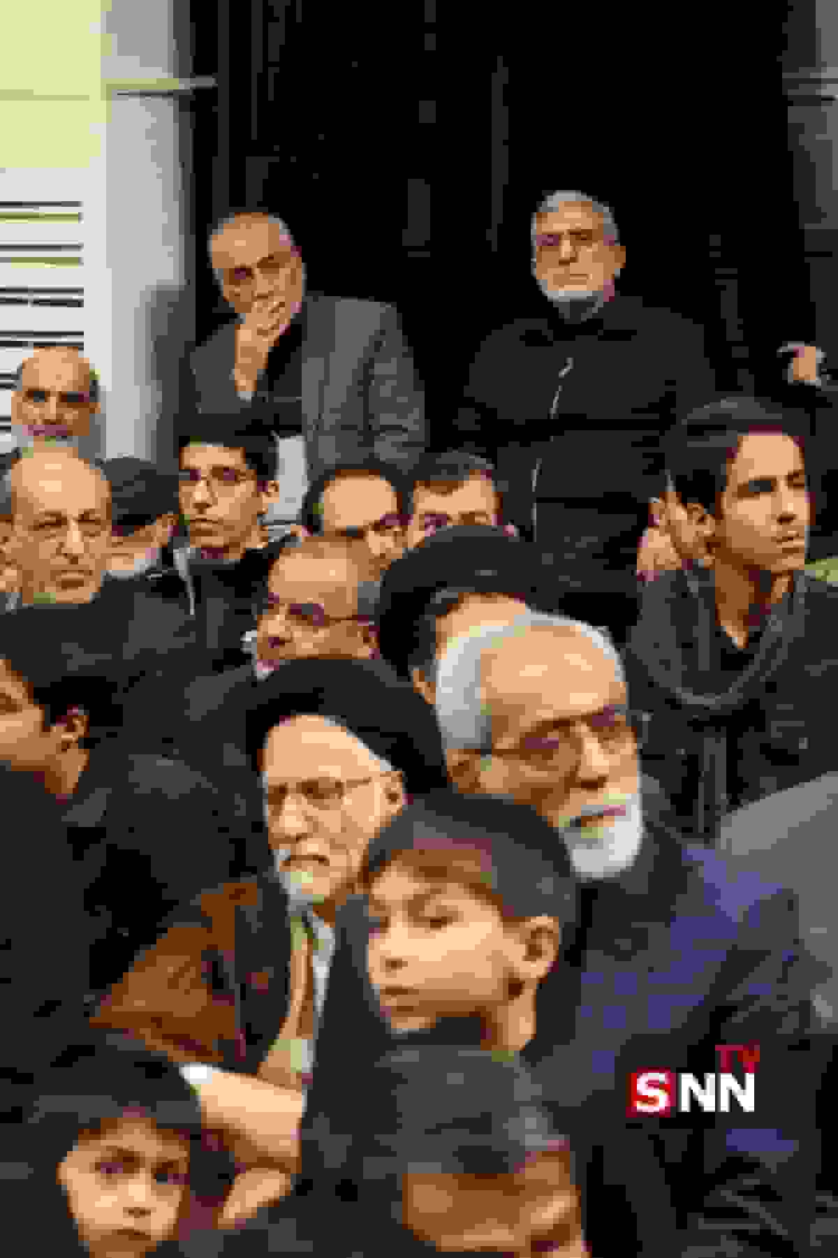 حضور سردار اسماعیل قاآنی در سومین شب مراسم عزاداری شهادت حضرت زهرا(س)