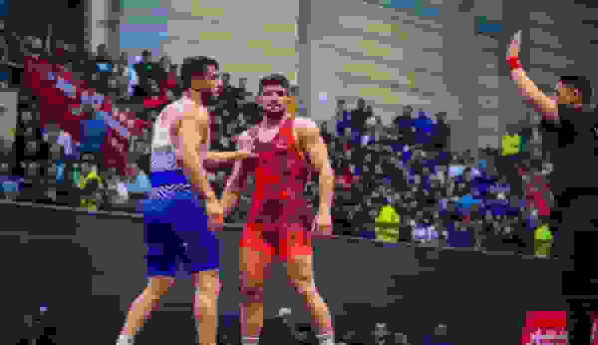 واکنش فدراسیون کشتی به حواشی لیگ برتر: امتیاز فیروزپور نباید داده می‌شد