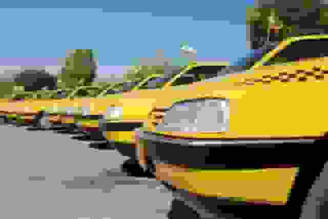 تسهیلات ۴۰۰ میلیون تومانی قرض‌الحسنه برای نوسازی تاکسی‌های قم