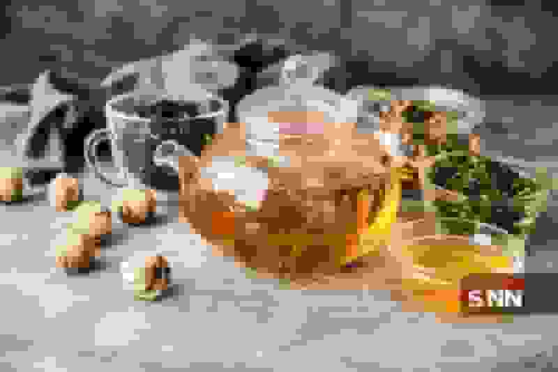 انواع دمنوش گیاهی مؤثر برای سرماخوردگی و گلودرد